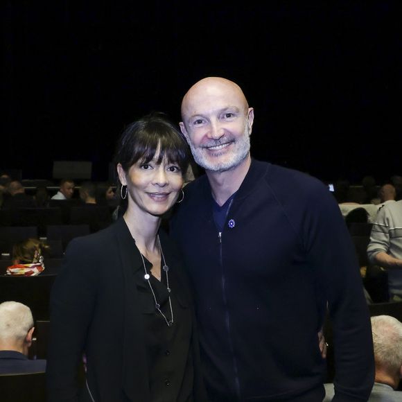Franck Leboeuf et sa femme   au concert des sentinelles à la salle Pleyel à Paris au profit de l'association "Bleuet de France" le 10 avril 2025.
L’intégralité des dons de ce spectacle sera reversée à l’Œuvre nationale du Bleuet de France qui vient en aide aux blessés des armées, aux victimes du terrorisme, aux combattants d’hier et d’aujourd’hui, aux pupilles de la Nation, aux veuves de guerre et aux familles endeuillées.

© Jack Tribeca / Bestimage