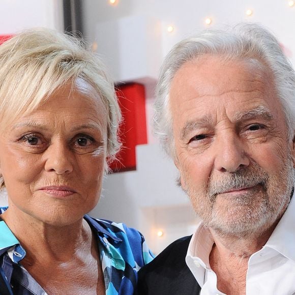 Exclusif - Muriel Robin et Pierre Arditi - Enregistrement de l'émission "Vivement dimanche" au studio Gabriel, présentée par M.Drucker, diffusée sur France 3 le 17 septembre 2023. 
© Guillaume Gaffiot / Bestimage