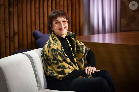 Dans une précédente interview accordée à "Paris Match", l'actrice a laissé sous-entendre que l'infidélité de son partenaire serait à l'origine de leur rupture

Exclusif - Anny Duperey sur plateau de l'émission "Animalement Vôtre" présentée par B.Montiel et diffusée le 1er février 2026 sur France 3, à Paris, France, le 3 décembre 2025. © Jack Tribeca/Bestimage