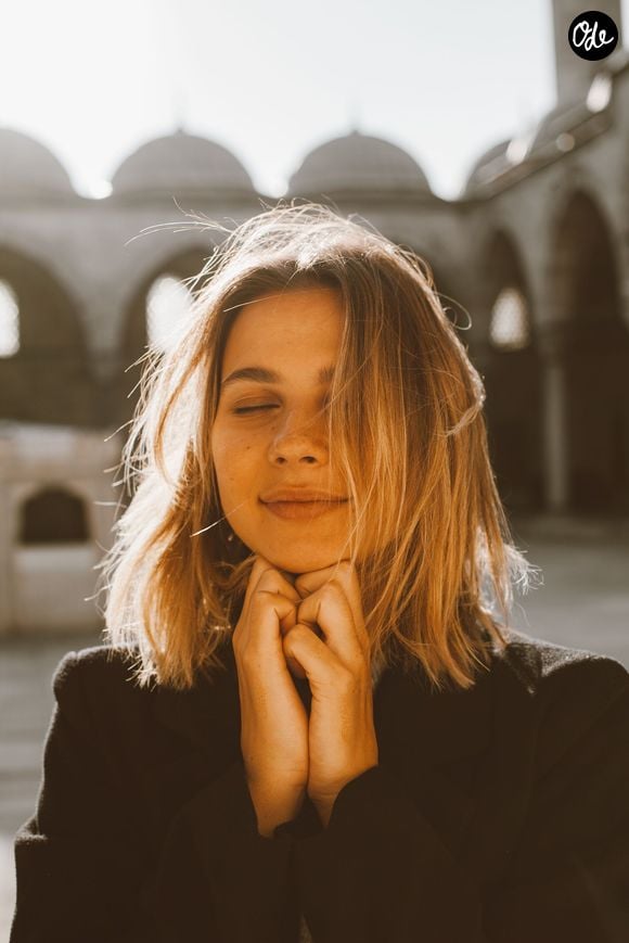Les experts rappellent que ces méthodes douces s'appliquent principalement sur des cheveux totalement vierges.