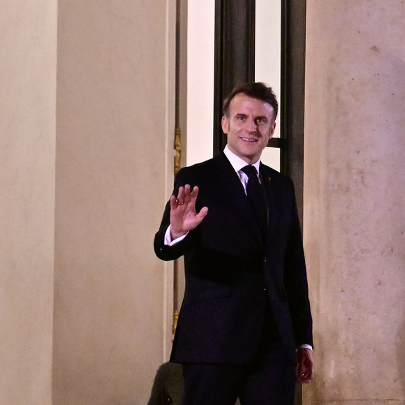 Le président Emmanuel Macron accueille Justin Trudeau, premier ministre du Canada, pour un dîner de travail au palais de l'Elysée dans le cadre du sommet pour l'action sur l'IA le 9 février 2025

© Christian Liewig / Bestimage