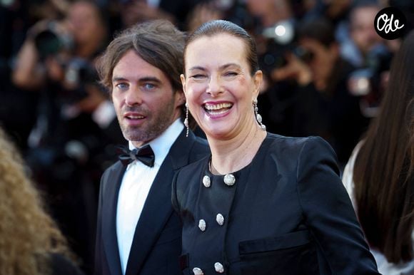 Louis Giacobetti travaille aussi dans le monde du cinéma

Carole Bouquet et Louis Giacobetti au Festival de Cannes le 16 mai 2024. Norbert Scanella / Panoramic / Bestimage
