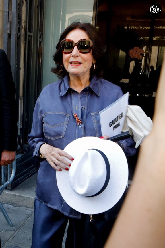 Nana Mouskouri - Sorties du défilé de mode Haute-Couture 2019/2020 "Jean Paul Gaultier" à Paris. Le 3 juillet 2019
© Veeren Ramsamy-Christophe Clovis / Bestimage