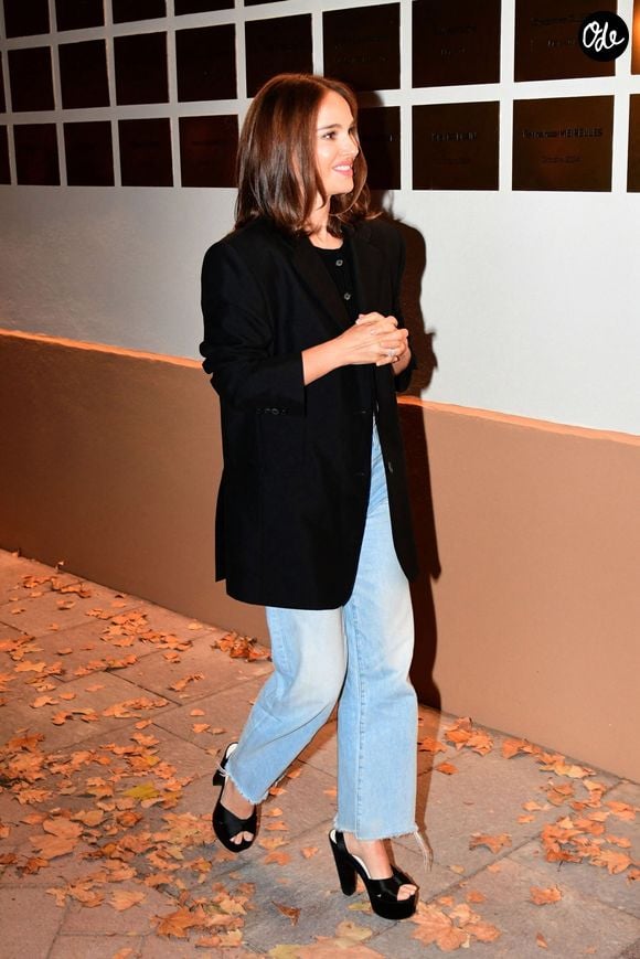 Natalie Portman inaugure sa plaque avec son nom sur le mur de l institut lumiere dans le cadre du Festival Lumiere de Lyon, le mardi 14 octobre 2025.