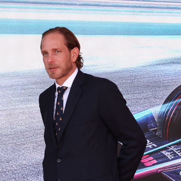 Andrea Casiraghi, fils de la Princesse Caroline de Monaco, et son épouse Tatiana étaient présents au 2026 Monaco E-Prix, pour passer un moment en famille dans les tribunes avec leurs trois enfants, Sacha, Maximilian, et India. Andrea Casiraghi et Tatiana Casiraghi sont également montés sur le podium pour remettre le trophée à Nyck De Vries de Mahindra Racing, le 16 mai 2026, à Monaco. Photo by JC Vinaj/ABACAPRESS.COM