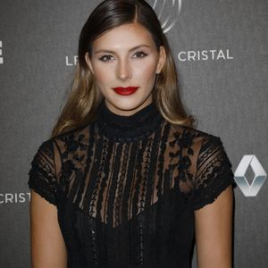 Ces critiques ont longtemps influencé son rapport à son physique et sa confiance en elle.

Camille Cerf - Photocall - 12ème cérémonie des Globes de Cristal au Lido à Paris, le 12 février 2018. © Rachid Bellak / Pool / Bestimage