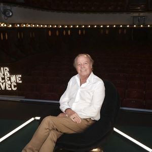 Via son compte "Instagram"

Légende : Exclusif - Michel Leeb lors du tournage de "Sur Scène Avec" à Paris, France, le 25 octobre 2024. © Jack Tribeca /Bestimage