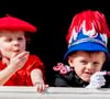 Ils ne manquent notamment jamais les rendez-vous officiels de la principauté...


Le prince Jacques et la princesse Gabriella posant sur le balcon du palais lors des célébrations de la fête nationale monégasque à Monaco, le 19 novembre 2019. Photo Robin Utrecht/ABACAPRESS.COM