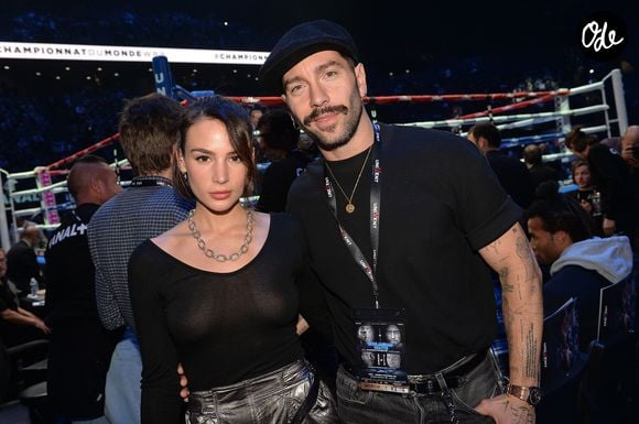 Jade Leboeuf ( fille de Franck Leboeuf) et son compagnon Stéphane Rodrigues lors du gala de boxe Univent à l'AccorHotels Arena de Paris pour le championnat du monde WBA le 15 novembre 2019.

© Veeren / Bestimage