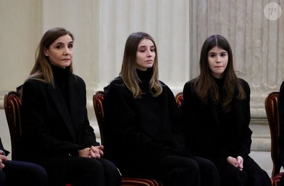 La princesse Clotilde Courau et ses filles les princesses Vittoria et Luisa - Veillée funèbre du prince Victor-Emmanuel de Savoie, en l'Eglise de Sant'Uberto à Turin, en présence de sa veuve Marina Ricolfi-Doria, de son fils, le prince E-P. de Savoie avec sa femme la princesse Clotilde Courau et leurs filles les princesses Vittoria et Luisa, le 9 février 2024. Le fils du dernier roi d'Italie s'est éteint le 3 février 2024 à l'âge de 86 ans.
© Dominique Jacovides/Bestimage