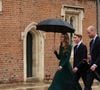 Les élèves doivent désormais remettre leur tablette à 21 heures chaque soir.

Le prince George de Galles, fait sa rentrée au collège d'Eton entouré de ses parents, le prince William, prince de Galles, et Catherine (Kate) Middleton, princesse de Galles, le 8 septembre 2026.  © PA Wire/PA Images / Bestimage