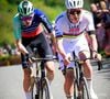 Alors que Paul va découvrir pour la première fois le Tour de France...

Le Français Paul Seixas, de l'équipe Decathlon CMA CGM, et le Slovène Tadej Pogacar, de l'équipe UAE Team Emirates-XRG, photographiés en pleine action lors de l'épreuve masculine élite de la course cycliste d'un jour « Liège-Bastogne-Liège » (UCI World Tour), un parcours de 259,5 km reliant Liège à Liège en passant par Bastogne, le 26 avril 2026. Photo : ABACAPRESS.COM