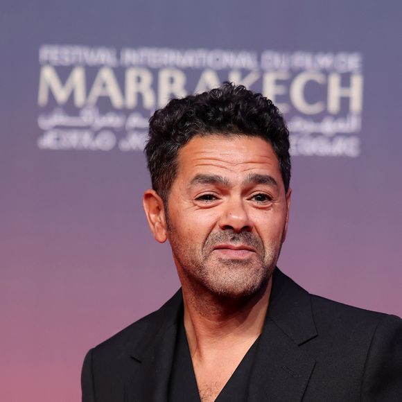 Jamel Debbouze au photocall de la cérémonie d'hommage à Sean Penn lors de la deuxième journée du 21e Festival international du film de Marrakech, le 30 novembre 2024 à Marrakech, Maroc. © Dominique Jacovides/Bestimage