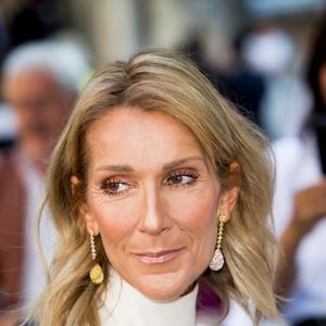 "Le décès de Rodger Brulotte m’attriste profondément", a-t-on pu lire. 

Celine Dion - Arrivées au défilé de mode Haute-Couture automne-hiver 2019/2020 Valentino à Paris le 3 juillet 2019.

© JB Autissier / Panoramic / Bestimage