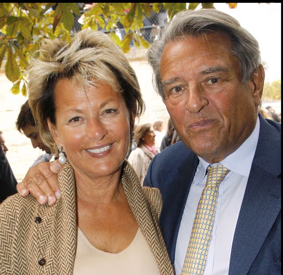 Baron et Baronne Guy Ullens de Shooten - au défilé de mode Christian Dior - Collection prêt à porter printemps été 2011 à l'espace éphémère - Tuileries. (RINDOFF-BORDE / BESTIMAGE).