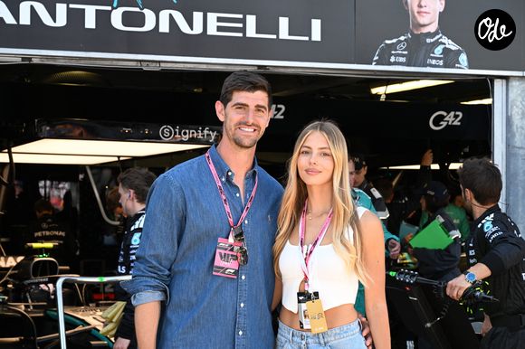 Très connue en Israël, la jeune femme était déjà mannequin avant sa rencontre avec le gardien belge.

Thibaut Courtois et sa femme Mishel Gerzig lors du Grand Prix de Formule 1 (F1) Tag Heuer de Monaco, le 25 mai 2025.

© Lionel Urman/Bestimage