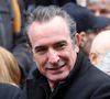 Depuis l'émergence du mouvement MeToo suite de l'affaire Harvey Weinstein, de plus en plus de voix se sont élevées dans l'industrie du 7ème art pour dénoncer tout acte de violence.
Jean Dujardin - Sorties des obsèques du réalisateur Bertrand Blier en l'église Saint-Roch à Paris. © Dominique Jacovides/Bestimage