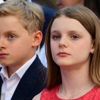 Jacques et Gabriella de Monaco attirent tous les regards lors d’une soirée symbolique à Monaco aux côtés de leurs parents