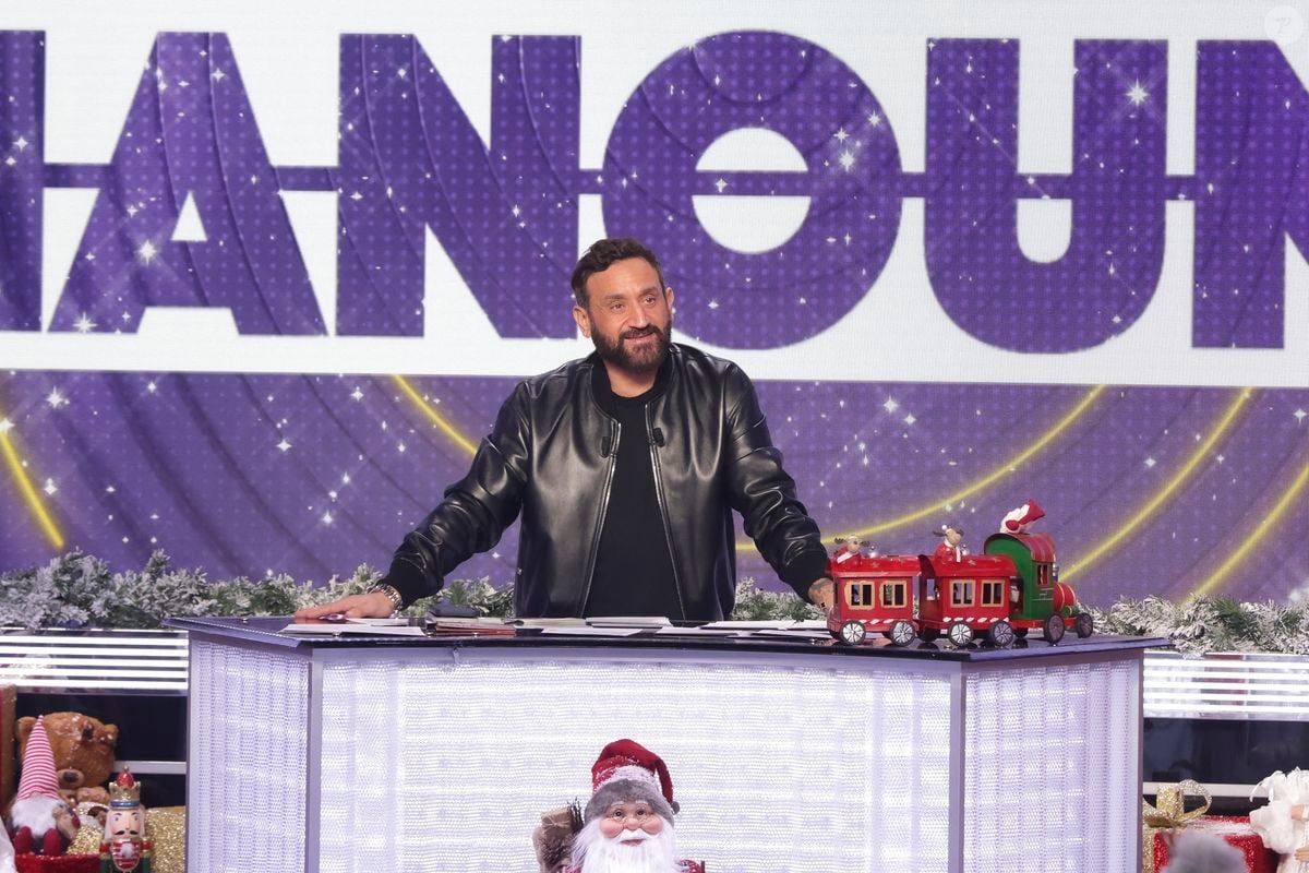 Photo Exclusif Cyril Hanouna Sur Le Plateau De Lenregistrement De L Mission Face