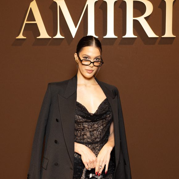 Iris Mittenaere au défilé Amiri lors de la Paris Fashion Week - Mode Homme automne/hiver 25-26, Paris, France, 23 Janvier 2025. 

Photo : Jeremy Melloul / Bestimage