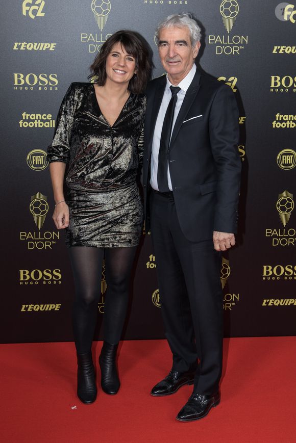 Raymond Domenech et Estelle Denis - Cérémonie du Ballon d'Or 2019 à Paris le 2 décembre 2019. © Jeremy Melloul/Bestimage