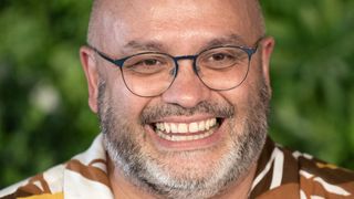 Yoann Riou passé de 106 à 74 kilos : il a quitté Paris pour s'adonner à une activité qui permet de brûler au moins 350 calories par heure