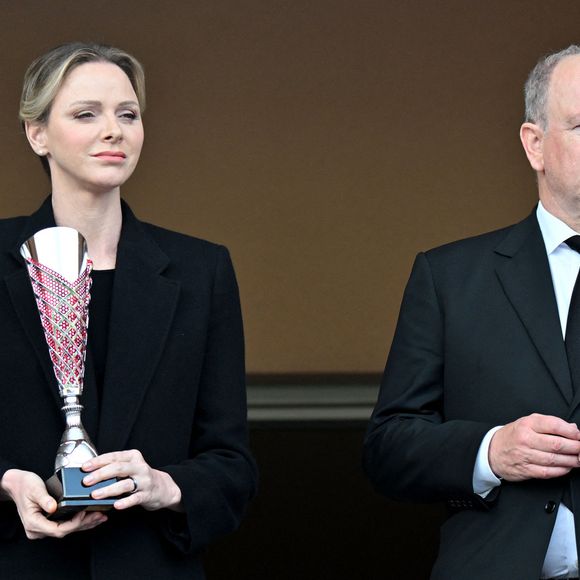 La princesse Charlene de Monaco et le prince Albert II de Monaco ont assisté à la finale de la 13eme éditon du Tournoi Saint Devote de rugby au Stade Louis II de Monaco, le 26 avril 2025. © Bruno Bebert / Bestimage