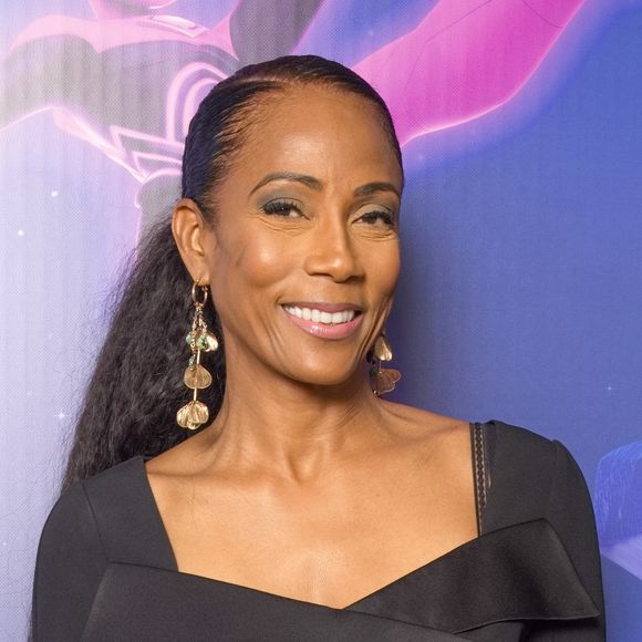 Christine Kelly - Photocall de la soirée du 6ème Gala caritatif de l'Institut Rafaël  et de la Zag Foundation, dédié à l'accompagnement des enfants en santé intégrative au Pavillon Gabriel à Paris le 12 novembre 2024. © Erez Lichtfeld/Bestimage