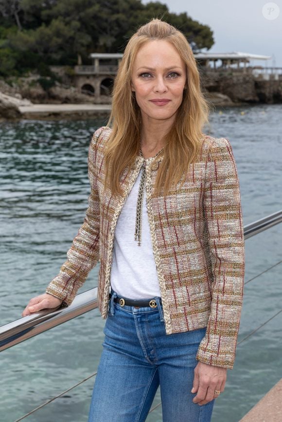 Vanessa Paradis - Les célébrités assistent au défilé croisière Chanel au Monte Carlo Beach à Monaco, le 5 mai 2022. © Olivier Borde / Bestimage