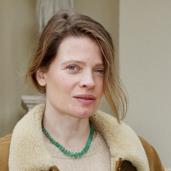 Mélanie Thierry pour le film "Soudain seuls" lors du Festival du Film de Sarlat, France, le 9 novembre 2023. © Patrick Bernard/Bestimage