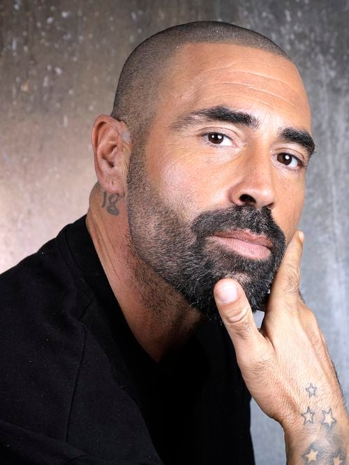 Sofiane (Star Academy) papa de jumeaux : Shad et Sinaï sont nés avant l’heure et pris en charge sans délai, il partage les premières images