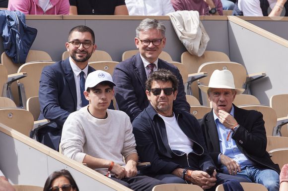 Jean-Charles Tréhan, Patrick Bruel et son fils - Célébrités dans les tribunes des Internationaux de France de tennis de Roland Garros 2024 à Paris. Le 5 juin 2024
© Moreau-Jacovides / Bestimage