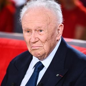 Exclusif - Philippe Bouvard - Enregistrement de l'émission Vivement dimanche au studio Gabriel, présentée par M.Drucker, diffusée sur France 3 le 9 octobre 2022.
© Guillaume Gaffiot / Bestimage
