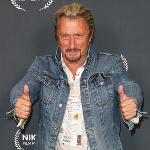 Des sosies de Johnny assurent le spectacle et l’émotion.

Rick (sosie de Johnny Hallyday) - People au Nikon Film Festival au cinéma Le Grand Rex à Paris. Le 27 avril 2024. © Coadic Guirec / Bestimage