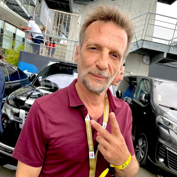 Mathieu Kassovitz - Les célébrités sur le circuit des 24 Heures du Mans quelques heures avant le départ de la course le 14 juin 2025.
© Fabien Faure / Bestimage
