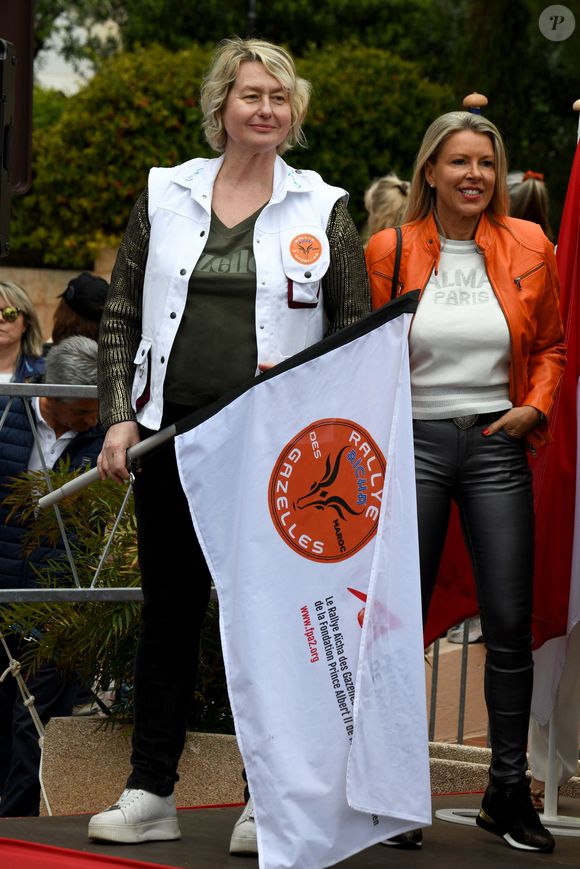 Malgré cette présence, elle n’a pas oublié de célébrer l’anniversaire de son petit-fils Vahé

Le prince Albert II de Monaco a donné le départ de la 34eme édition du Rallye des Gazelles, depuis le chapiteau de Fonvieille à Monaco, en compagnie de Dominique Serra, la fondatrice et présidente du Rallye, de la marraine de coeur pour 2025, Luana Belmondo, Nadia Fettah Alaoui, la ministre de l'Economie et des Finances du Royaume du Maroc, du président du Conseil National Monégasque, Thomas Brezzo, et des personnalités du gouvernement, le 12 avril 2025. © Bruno Bebert / Bestimage