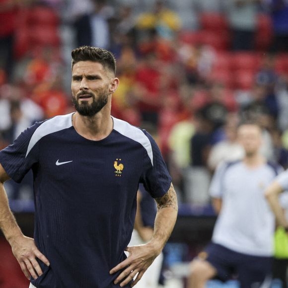 D’après les informations de TMZ, les cambrioleurs seraient repartis avec près de 500 000 dollars

Olivier Giroud dit "adieu à l'équipe de France".