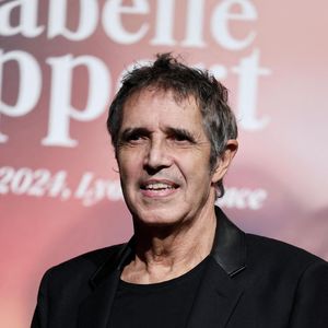 Julien Clerc a vendu son bateau « Noé », amarré en Turquie, après vingt étés passés en mer.

Julien Clerc au photocall de la cérémonie de remise du prix lumière de la 16ème édition du Festival Lumière à l'Amphithéâtre - Centre de Congrès à Lyon, France. © Dominique Jacovides/Bestimage