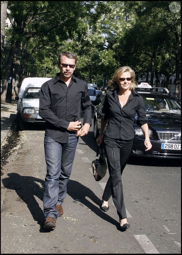 Claire Chazal et Philippe Torreton - Cimetière Montparnasse