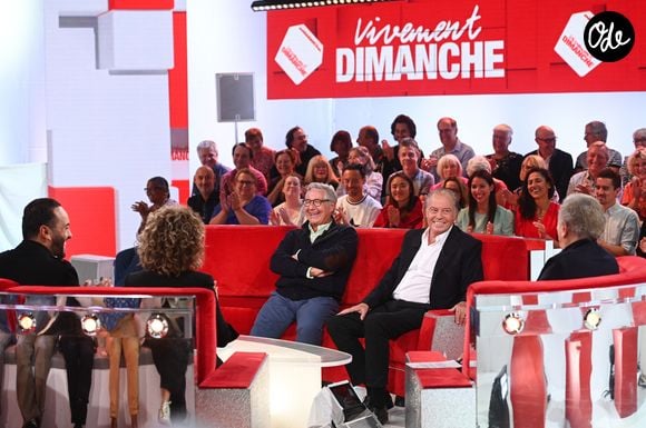 Exclusif - Patrick Sabatier et Michel Leeb, Michel Drucker, Mireille Dumas et le magicien Kamel - Enregistrement de l'émission Vivement dimanche au studio Rive gauche, presentée par Michel Drucker . Diffusion sur France 3 le 25/10/2026. © Guillaume Gaffiot / Bestimage