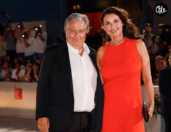 Christian Clavier et Isabelle de Araujo foulent le tapis rouge du "Filming Italy Award" lors de la 82e édition du Festival international du film de Venise, le 31 août 2025 à Venise, en Italie. Photo de Marco Piovanotto/Abaca