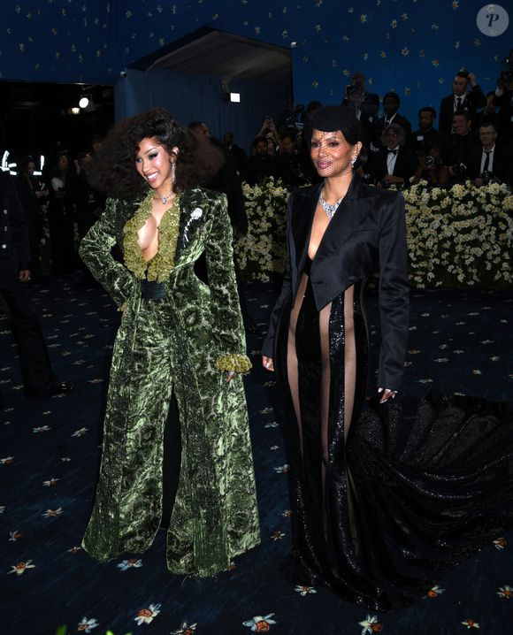 New York - États-Unis : Cardi B et Halle Berry assistent au 2025 Met Gala Celebrating Superfine : Tailoring Black Style au Metropolitan Museum of Art à New York. Le 5 mai 2025. (Crédit image : © Photo Image Press via ZUMA Press Wire
