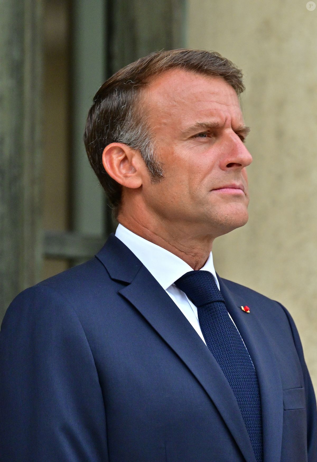 Photo : Le président Emmanuel Macron s’entretient avec le Président de ...
