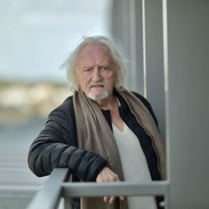 Niels Arestrup s'est éteint et laisse derrière lui une grande carrière mais pas seulement.

Niels Arestrup, président du jury - Troisième jour du festival du film policier Reims Polar
© Franck Castel / Bestimage