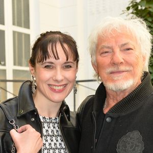 Joyeux anniversaire Hugues Aufray ! 

Hugues Aufray et sa compagne Murielle lors du lancement officiel de l'association Serge Gainsbourg au cabaret Don Camilo à Paris. © Guirec Coadic/Bestimage