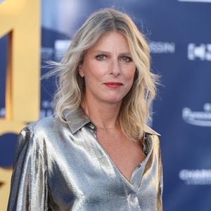 Partie à la montagne pour assister à la 16ème édition de l'événement Les Arcs Film Festival, Karin Viard a été victime d'un accident de ski 

Karin Viard - Arrivées sur le tapis bleu de la 16ème édition du festival du film francophone de Angoulême © Coadic Guirec / Bestimage