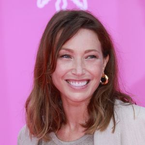 Laura Smet est une femme épanouie et une artiste reconnue.

Laura Smet de la série "Surface". Le festival Cannesséries à Cannes 
© Christophe Aubert via Bestimage