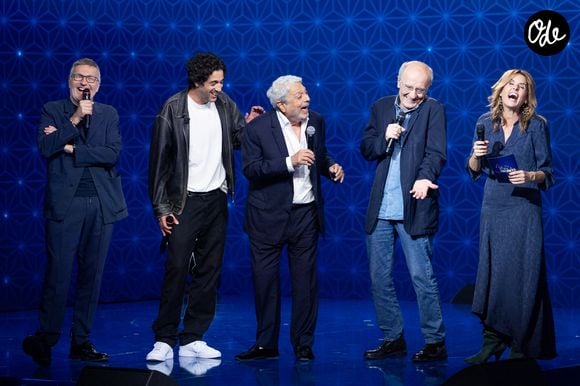 Exclusif - Laurent Ruquier, Max Boublil, Enrico Macias, Philippe Geluck, Faustine Bollaert pour les surprises de l'enregistrement de l'émission "La Boîte à secrets", présentée par F.Bollaert et diffusée le 16 octobre sur France 3, à Paris, France, le 29 septembre 2026. © Cyril Moreau/Bestimage