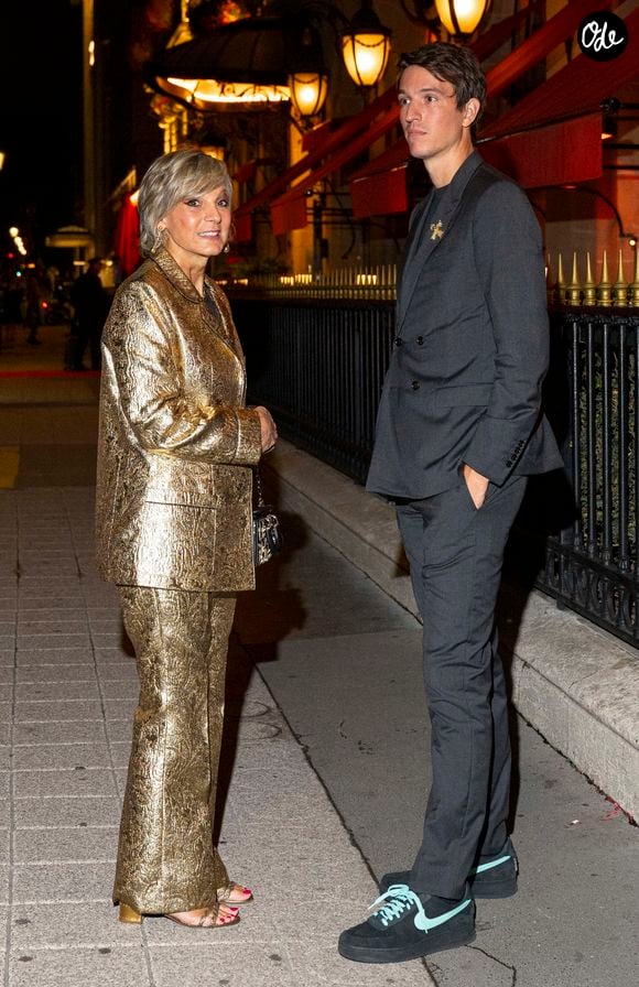 Hélène Mercier-Arnault et son fils Alexandre Arnault - Arrivées à la soirée de lancement du Whisky de la chanteuse Beyoncé "SirDavis" à l'hôtel Plaza Athénée à Paris le 24 septembre 2024. Pierre Perusseau / Bestimage