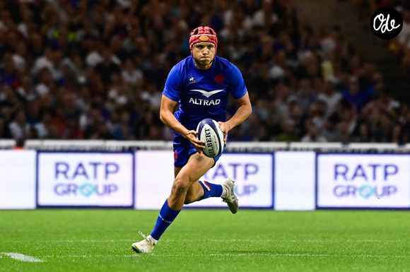 Il bénéficie d'un statut qui lui permet d'adapter son emploi du temps.

Louis Bielle Biarrey ( 14 - France ) - Test match international de rugby à XV avant la Coupe du monde entre la France et les Fidji au stade de la Beaujoire à Nantes, France, le 19 août 2023. la France a gagné 34-17. © Federico Pestellini/Panoramic/Bestimage